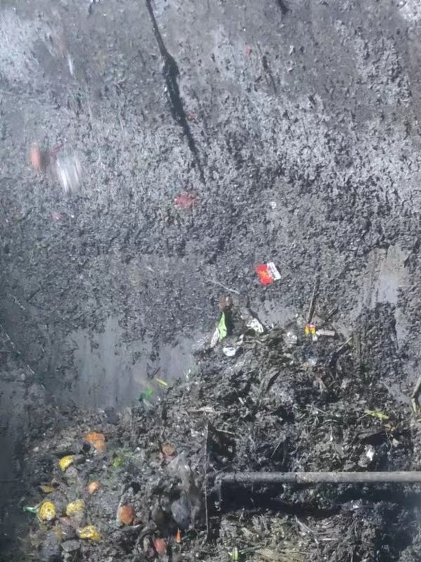 荔波污水池清理